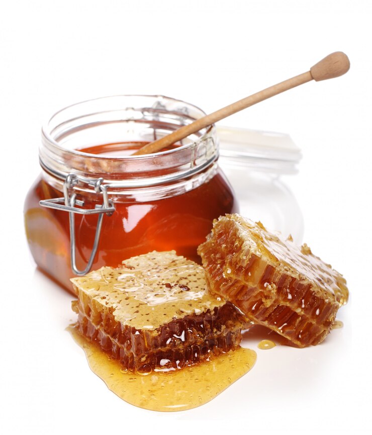 jar with fresh honey 144627 17145