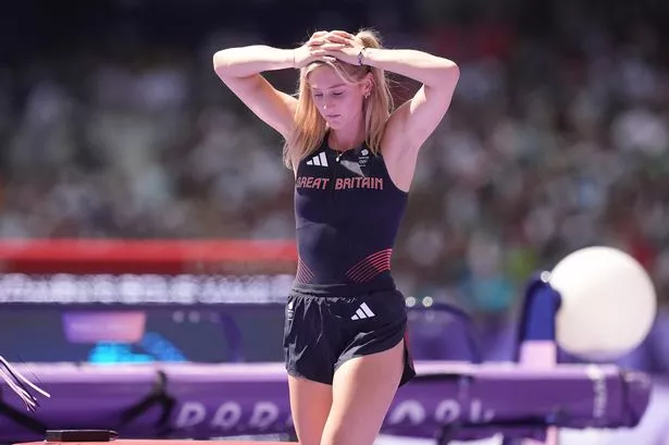 0 great britains molly caudery holds her head in her hands after failing to qualify for the womens pole vault final