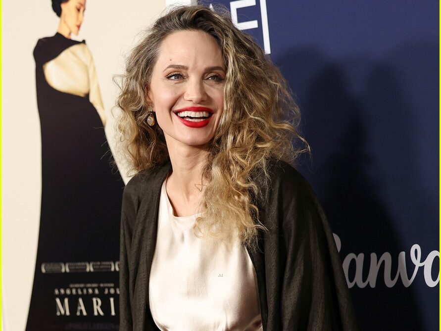 angelina jolie maria premiere curly hair 09 edited